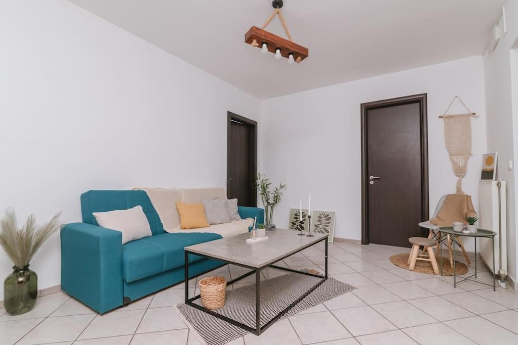 Sunny Apartment For Couples & Friends In Centre イラクリオン エクステリア 写真
