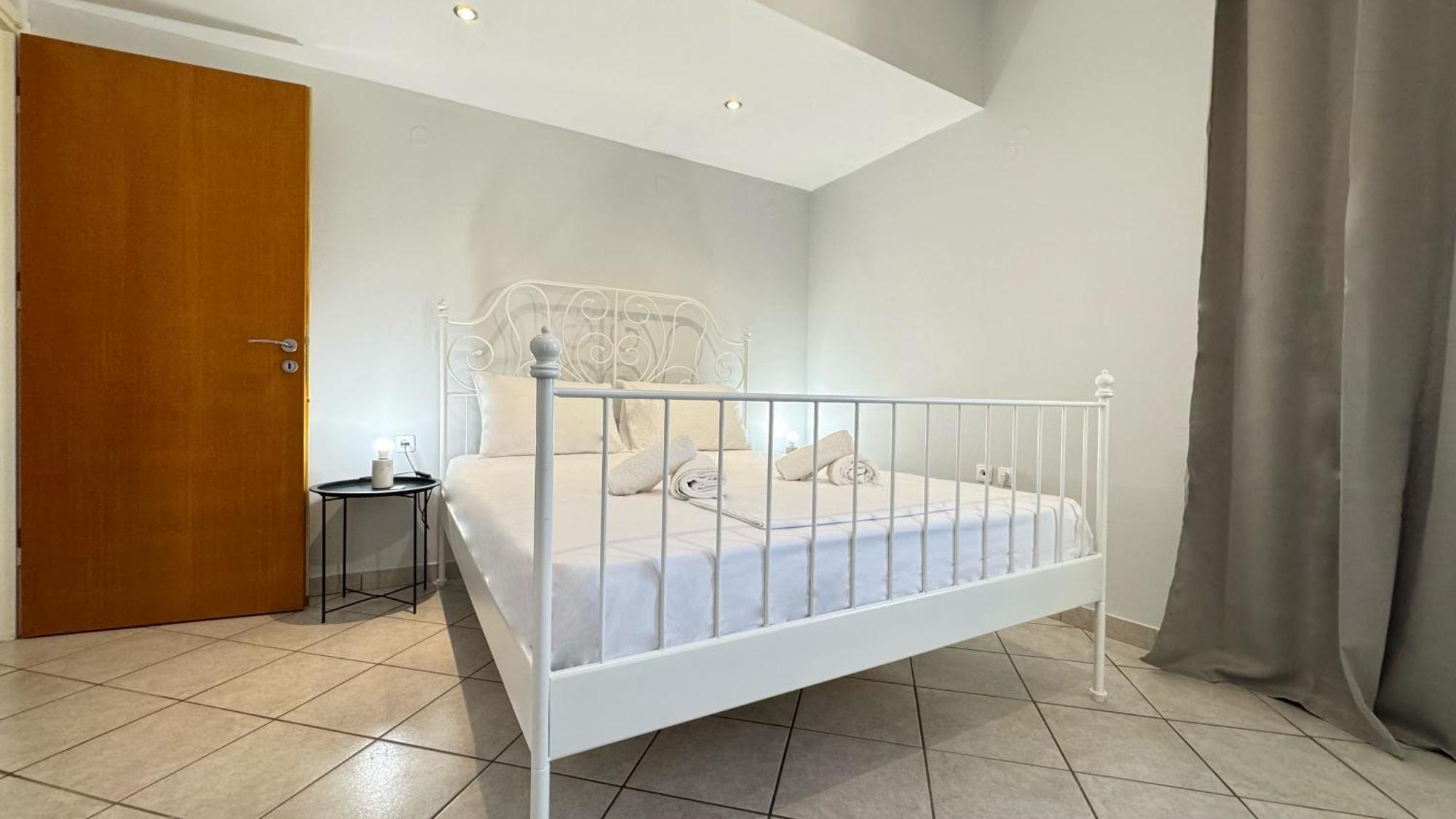 Sunny Apartment For Couples & Friends In Centre イラクリオン エクステリア 写真