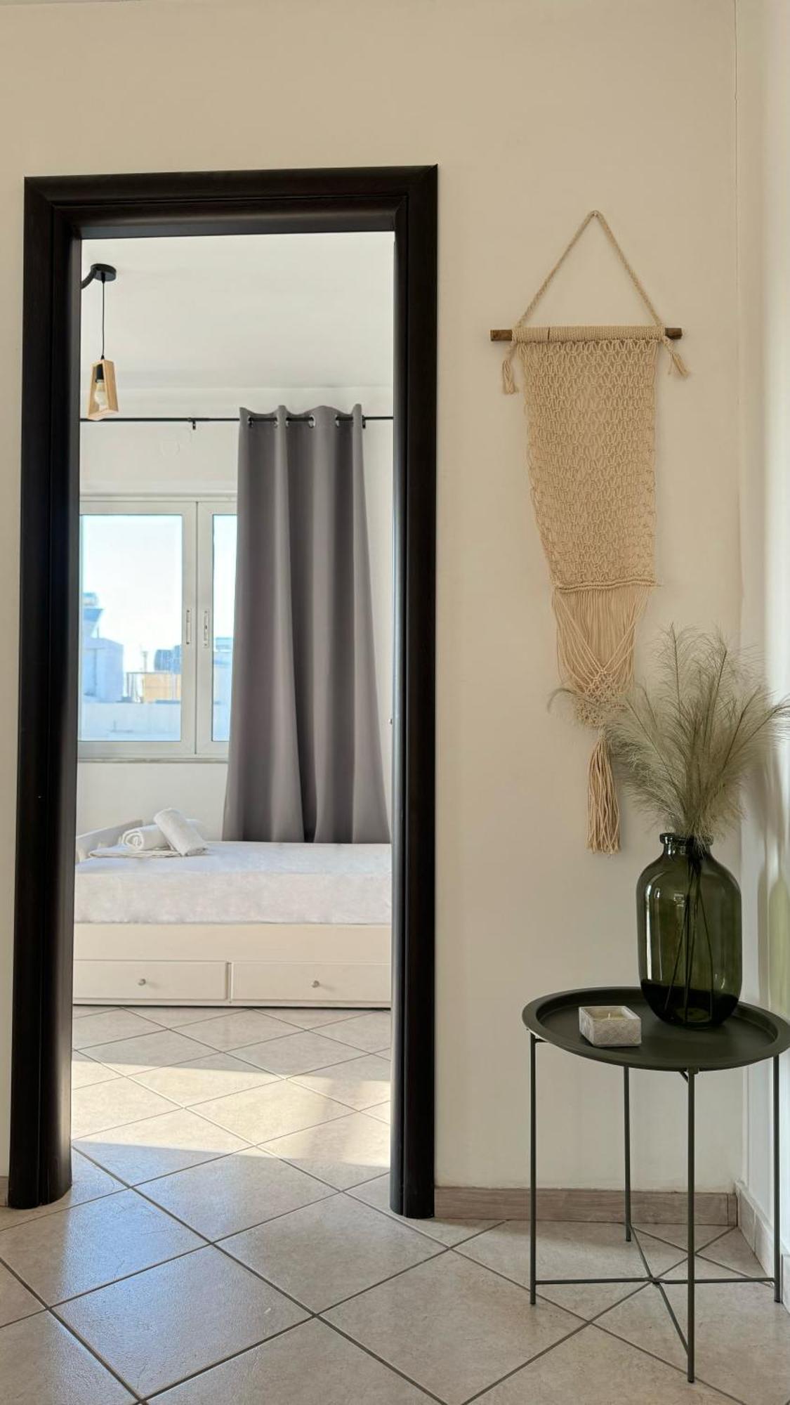 Sunny Apartment For Couples & Friends In Centre イラクリオン エクステリア 写真
