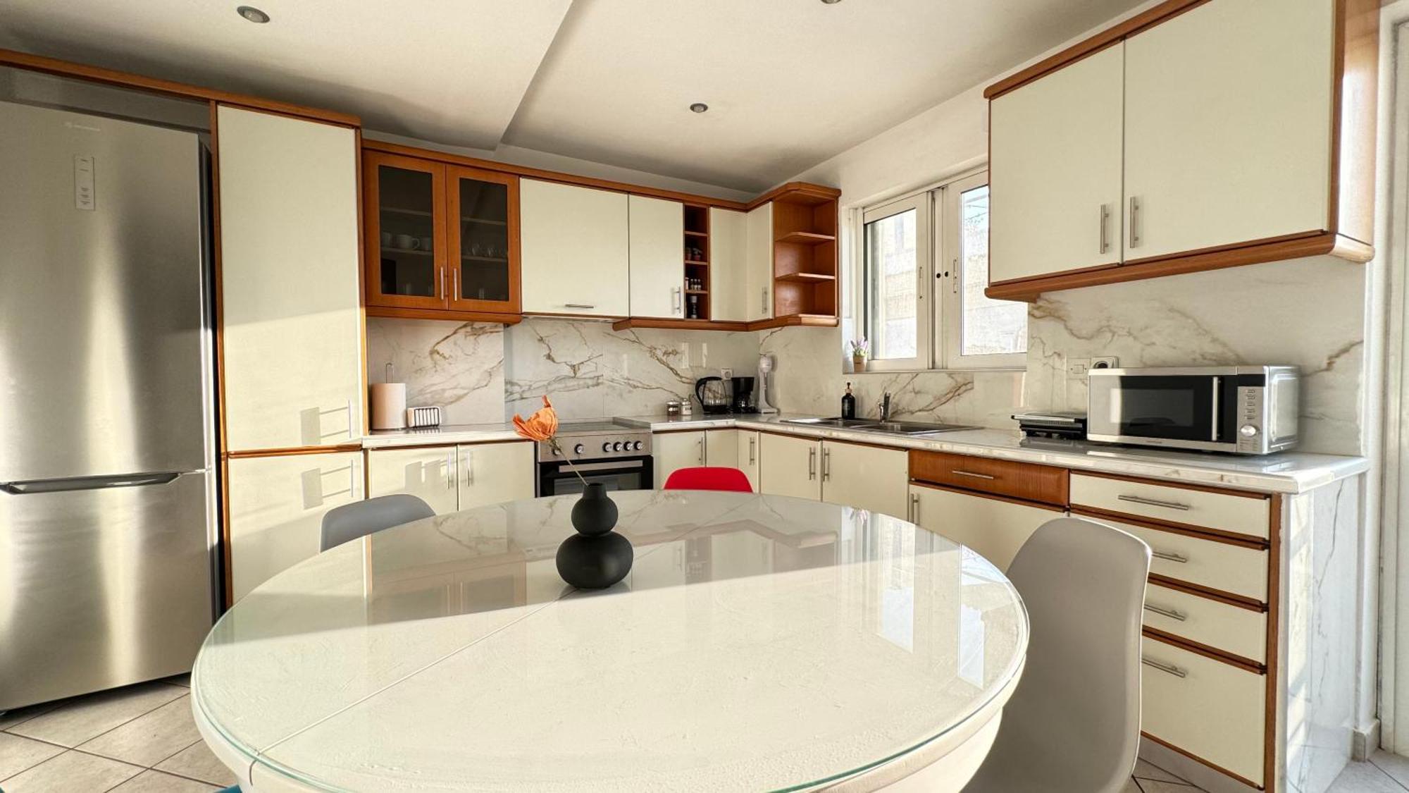 Sunny Apartment For Couples & Friends In Centre イラクリオン エクステリア 写真